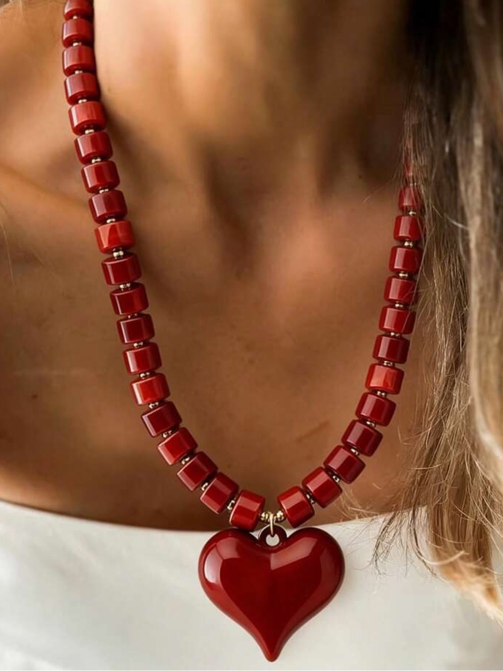 New Red Heart Bead Necklace
